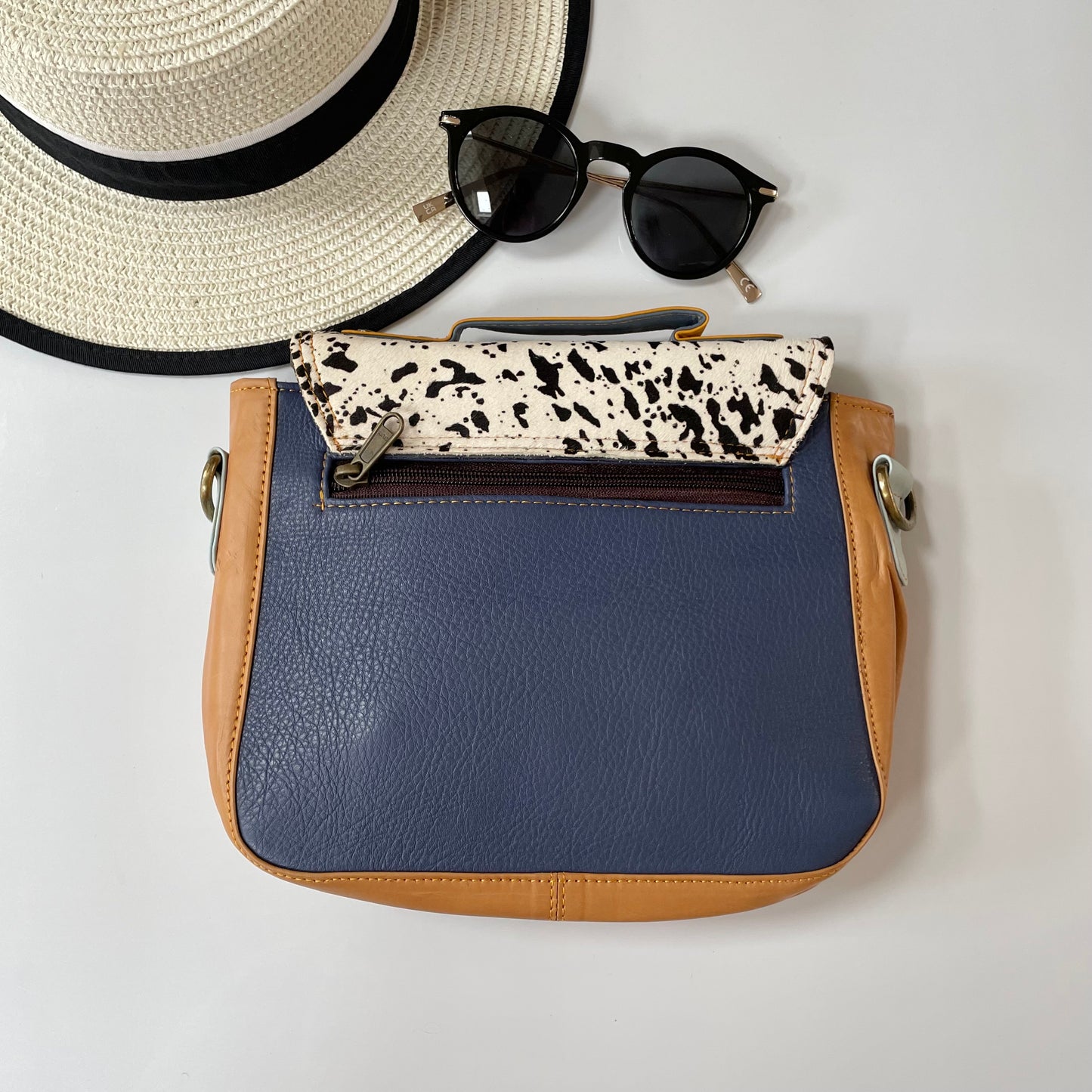 OUTLET Nephele Betty Bag Unique Handmade Recycled Sustainable Leather