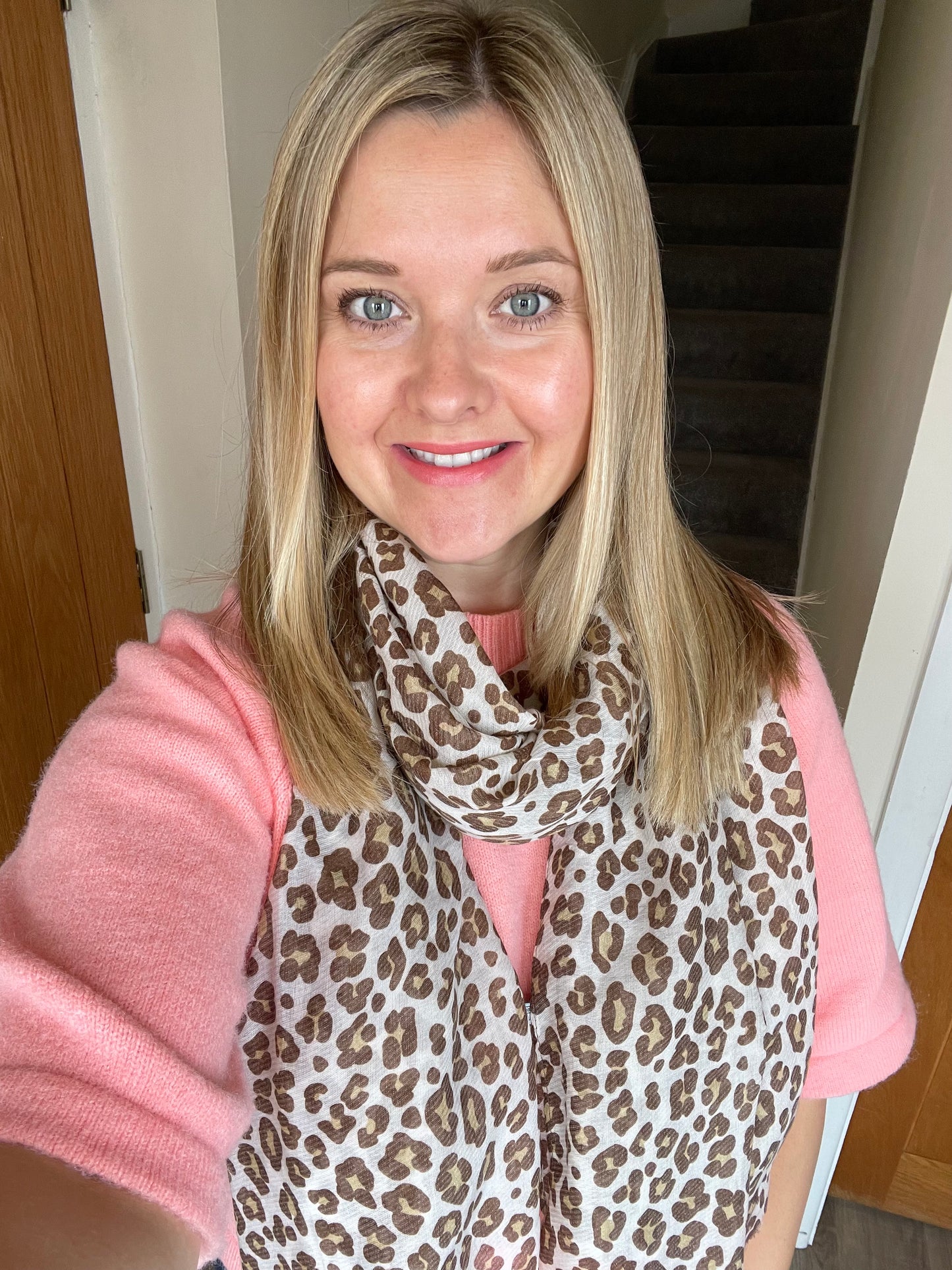 Spring and Autumn Leopard Scarf