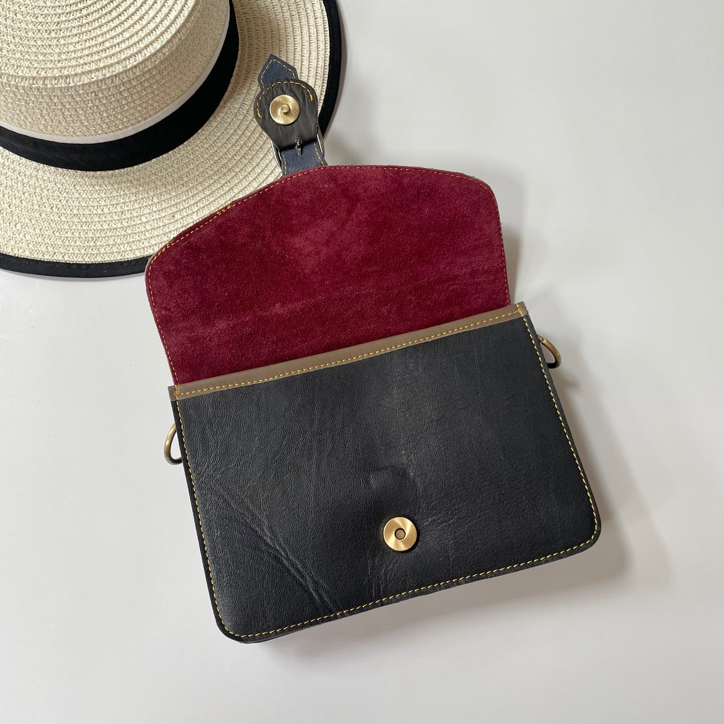 OUTLET Nephele Nancy Bag Unique Handmade Recycled Sustainable Leather